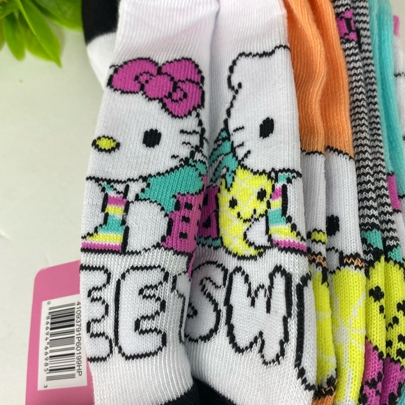 Hello Kitty no show socks set of 5,sweet fruit Hello Kitty designs NEW - Picture 6 of 16